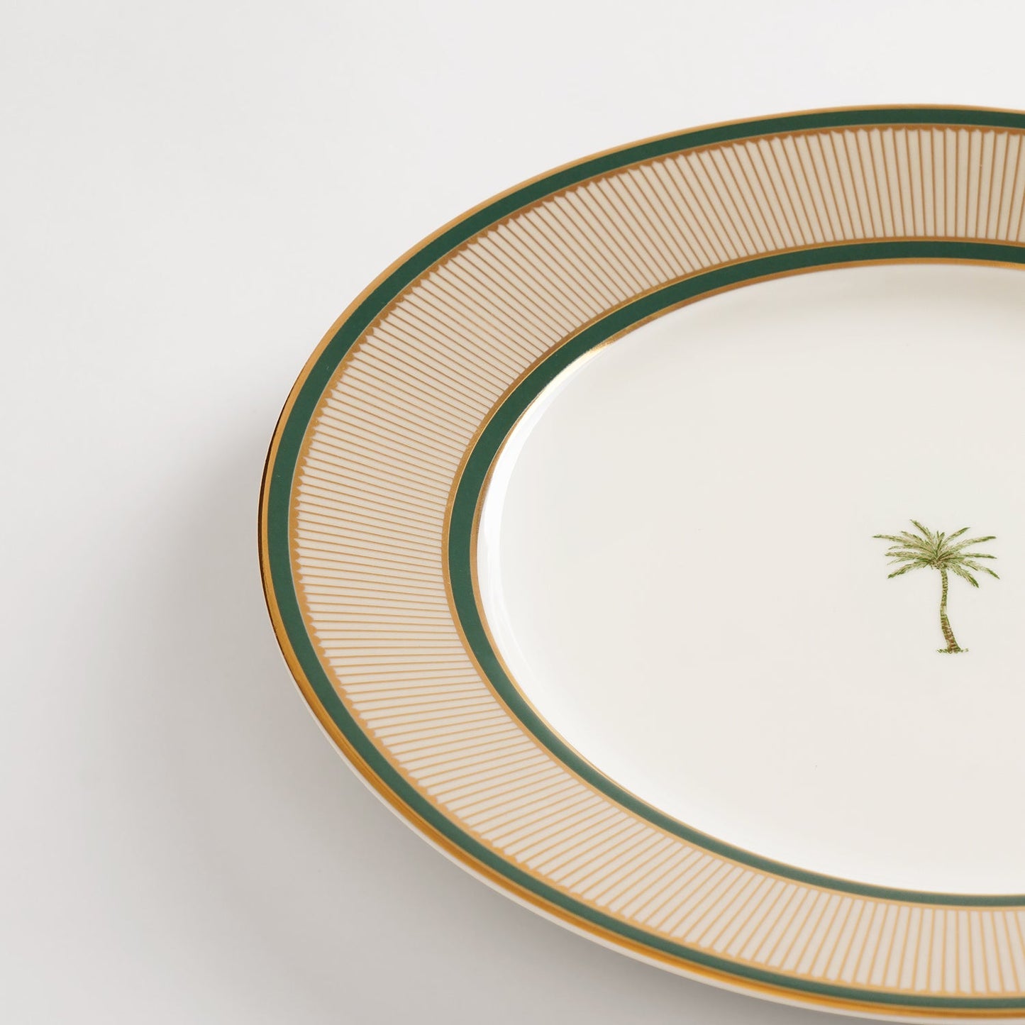 Set of 2 Beige & Green Verde Print Porcelain Dinner Plates