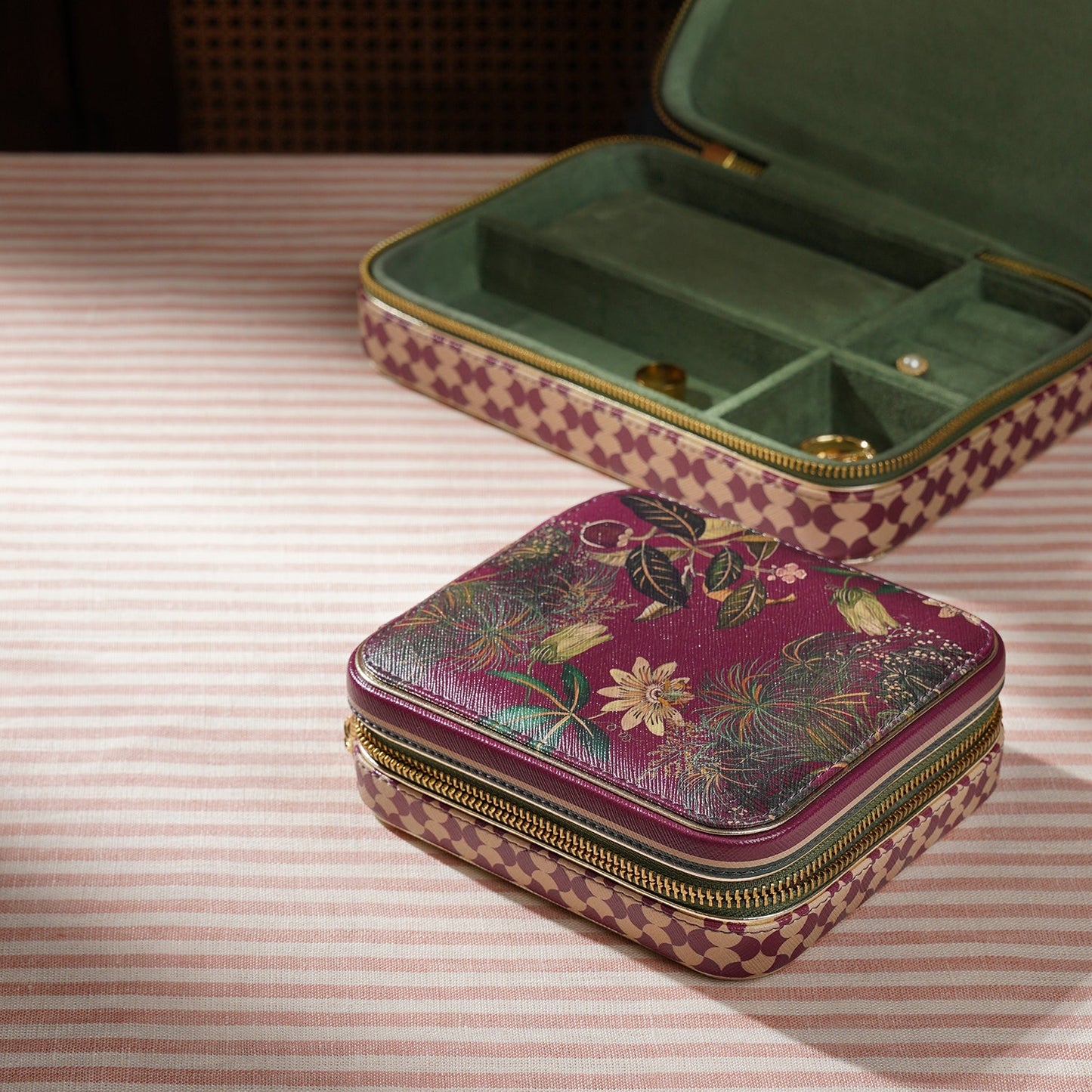 Solano Square Jewellery Box