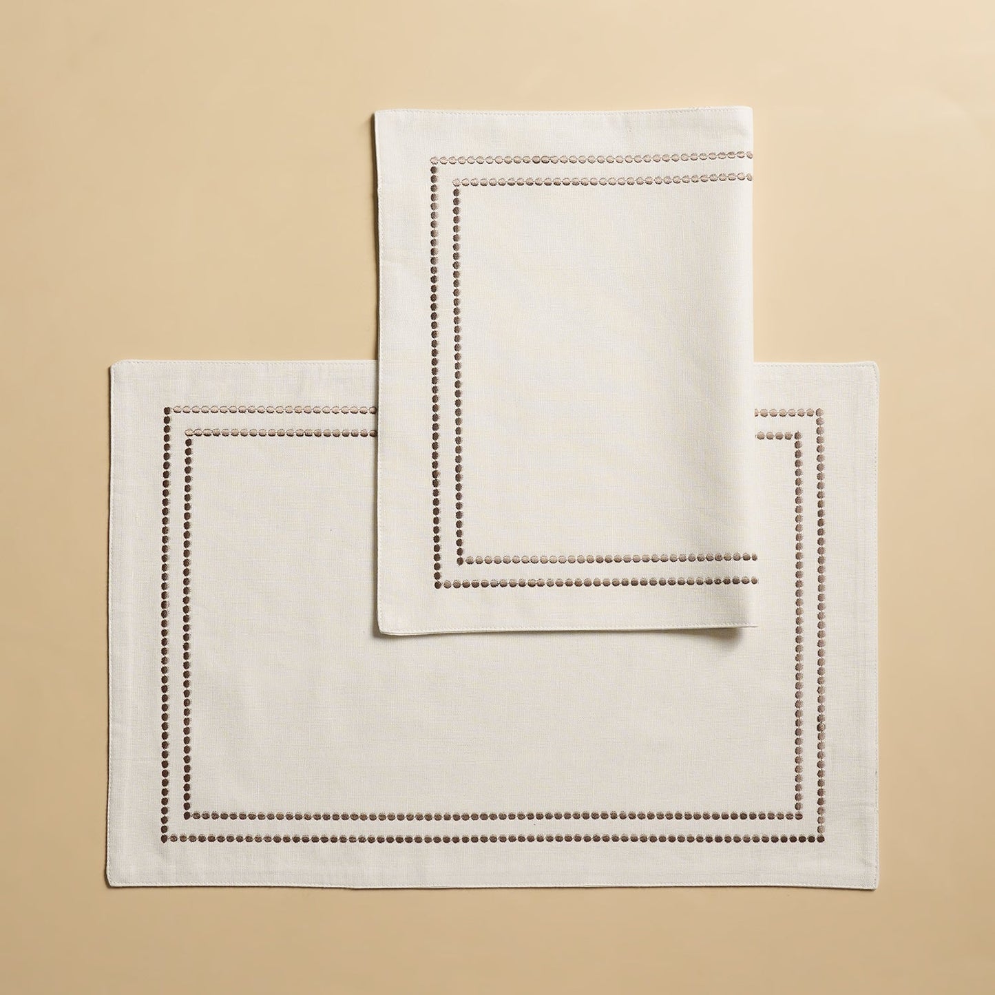 Set of 2 Grey Linen Placemats