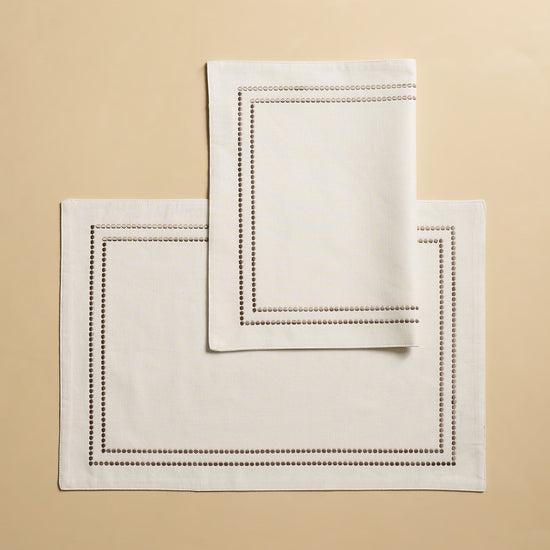 Set of 2 Grey Linen Placemats